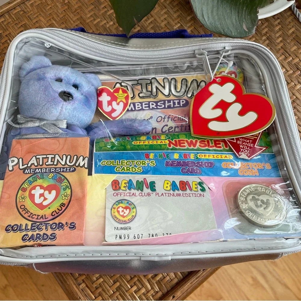 Ty Beanie Baby Bear Platinum Membership Kit- Limited Edition Unopened